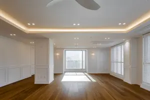 아치형 도어가 돋보이는 68평 유러피안 클래식 거실